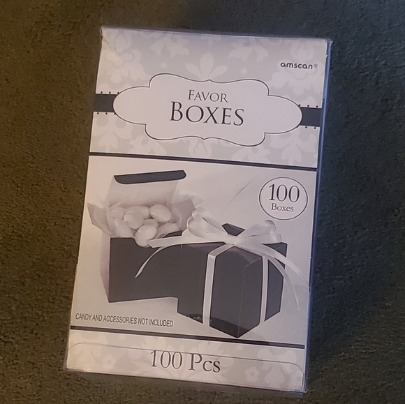 Graduation Table Top Decoration Bundle - Picture 10 of 15